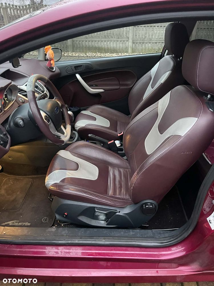 Ford Fiesta 1.6 Ti-VCT Titanium - 5