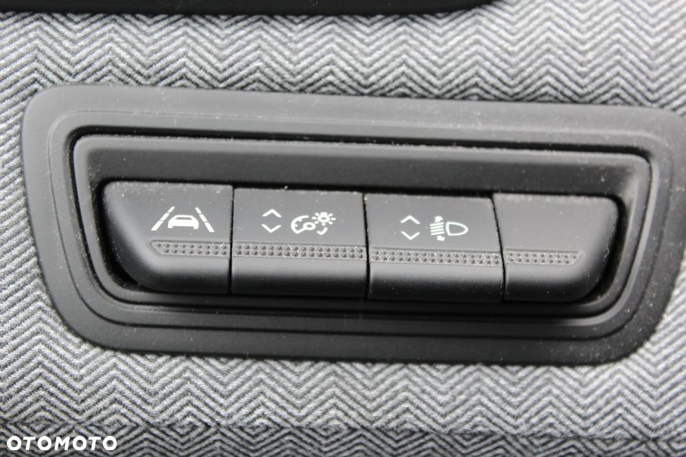 Renault Clio 1.6 E-TECH Intens - 20