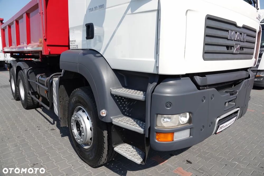 MAN TGA 33.390 / 6X4 / WYWROTKA 2 STRONNA / HYDROBURTA / MANUAL / SPROWADZONY - 11