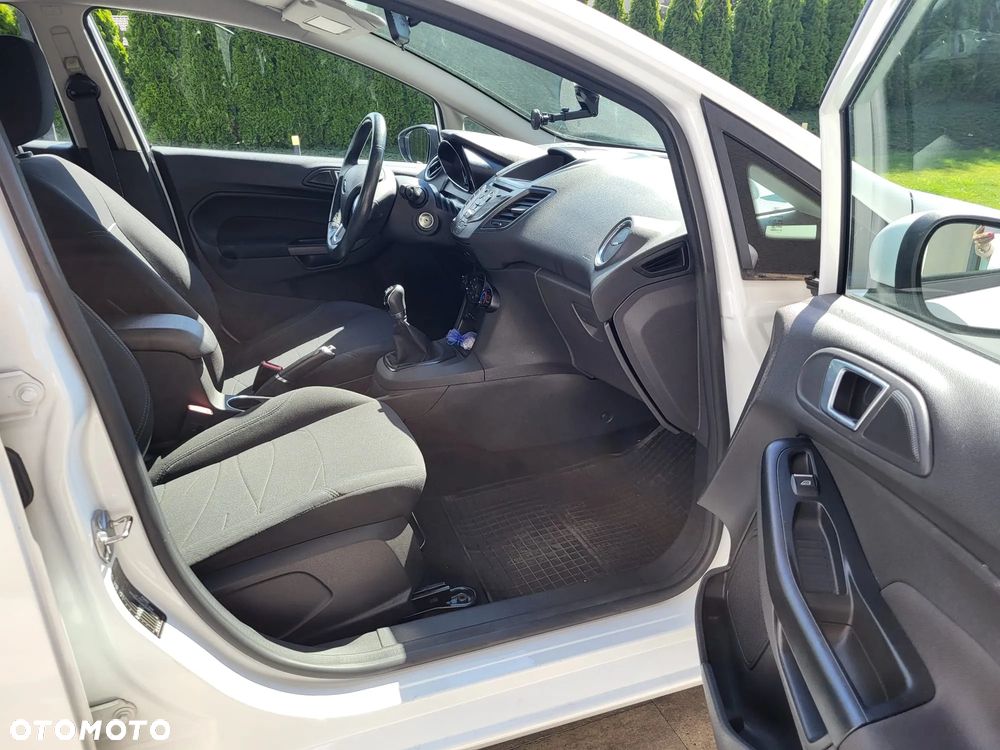 Ford Fiesta 1.4 Trend - 15