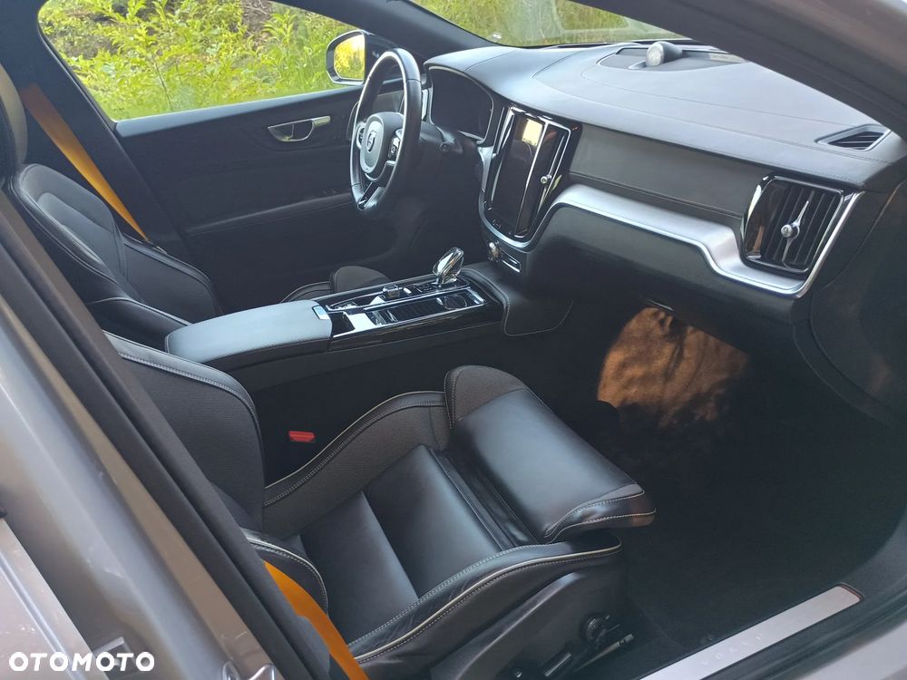 Volvo V60 - 31