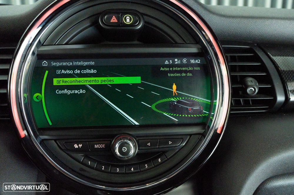 MINI 3 Portas Cooper SE Premium Essential - 22