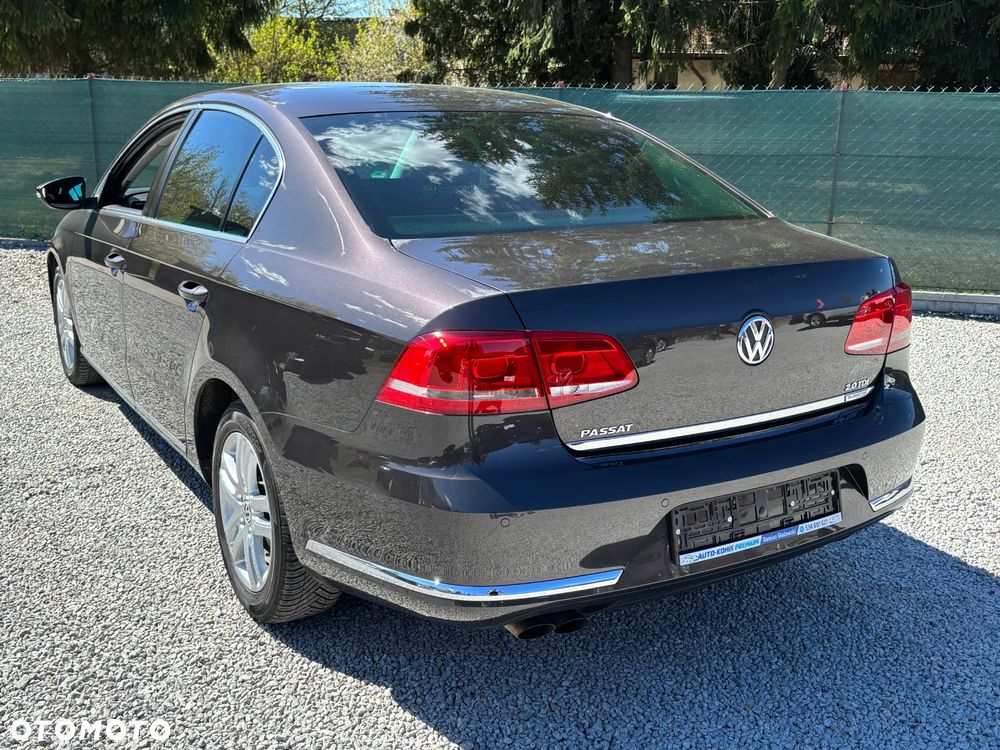 Volkswagen Passat 2.0 TDI DSG BlueMotion Technology Business Edition - 4