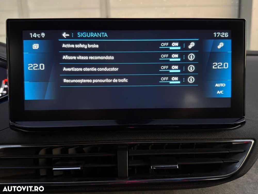 Peugeot 3008 1.6 PureTech S&S EAT8 GT - 20