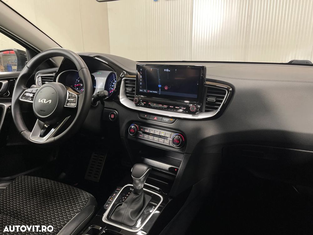 Kia XCeed 1.5 T-GDI 7DCT Style - 9