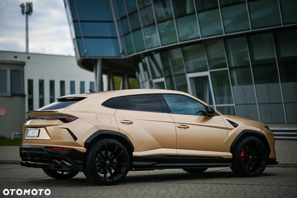 Lamborghini Urus Standard - 13