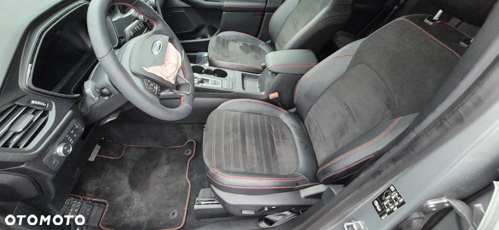 Ford Kuga 2.5 Duratec FHEV ST-LINE - 25