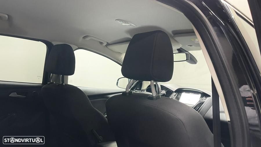 Ford Focus SW 1.5 TDCi Titanium - 34