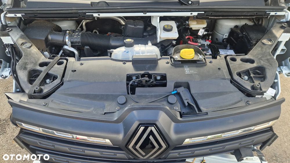 Renault TRAFIC IV III LIFT Nowy model LONG DŁUGI L2H1 - 6