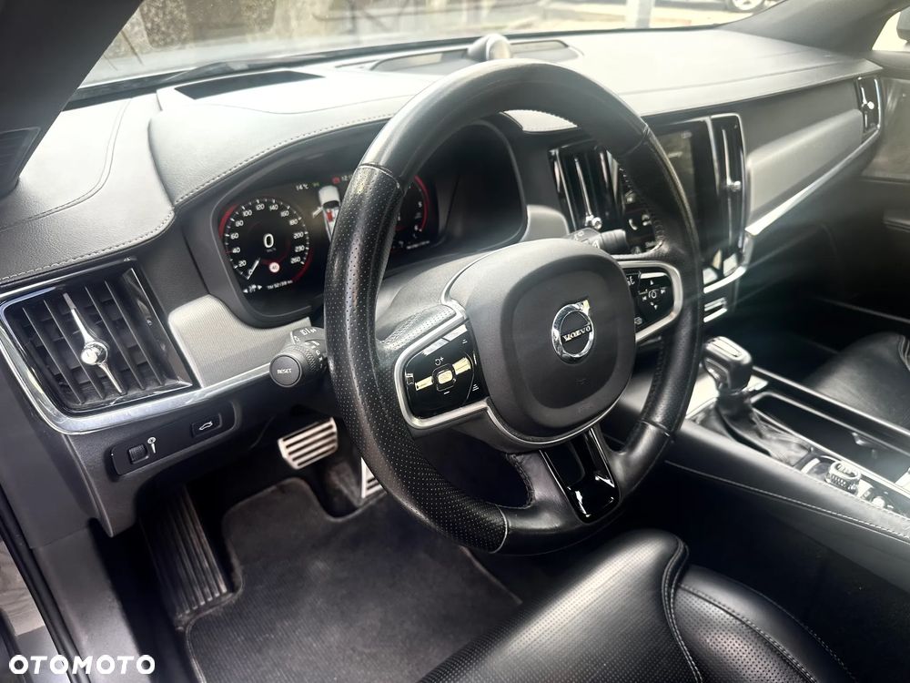 Volvo V90 Cross Country D5 AWD Pro - 14