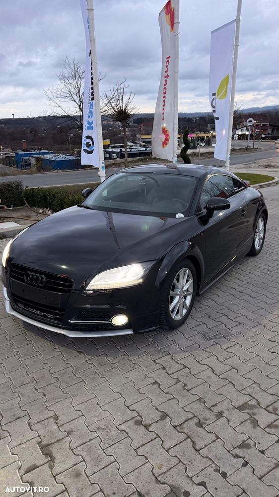 Audi TT Coupe 2.0 TDI quattro - 1