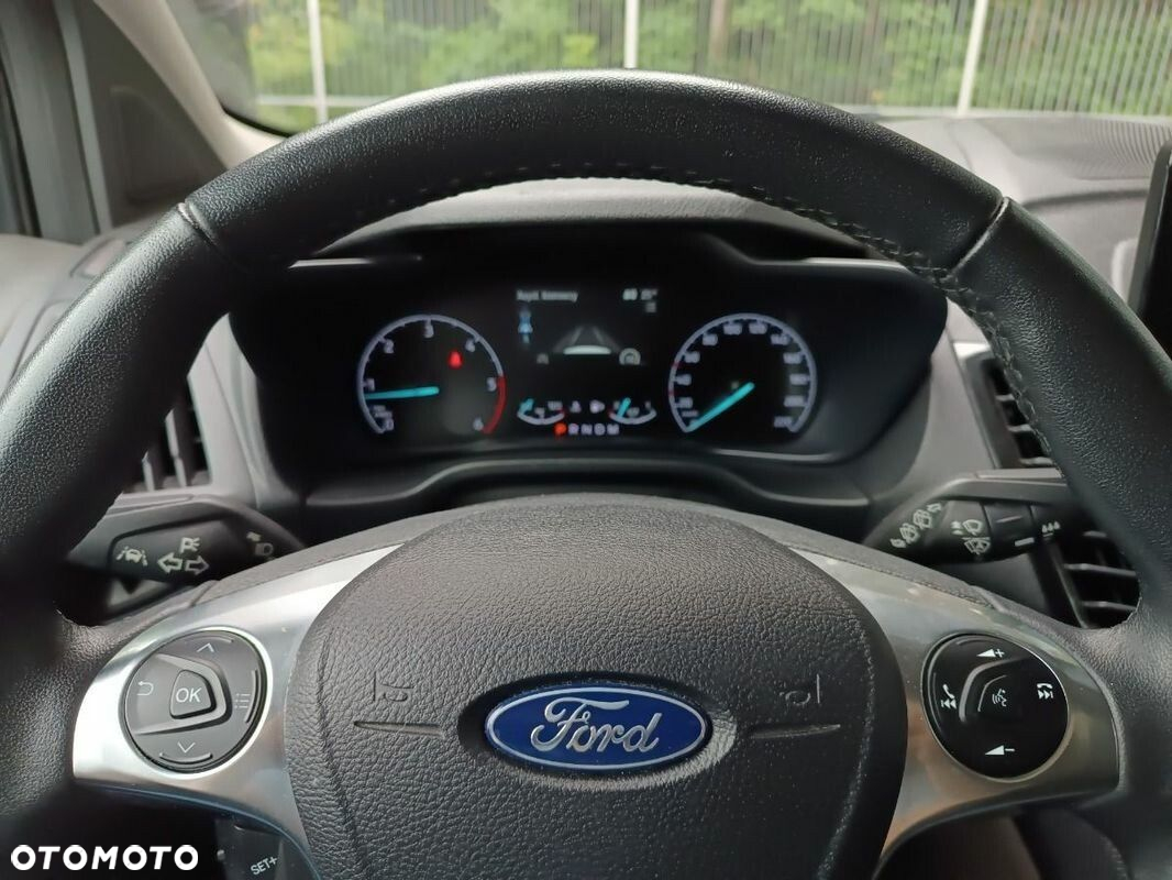 Ford Tourneo Connect - 14