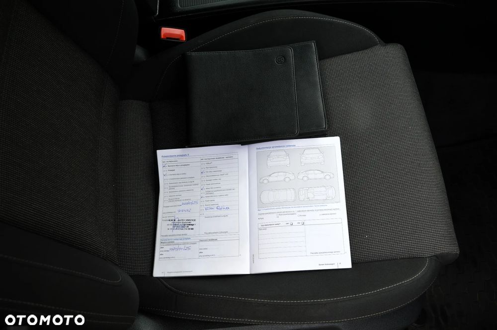 Volkswagen Passat 1.8 TSI BMT Comfortline DSG - 38
