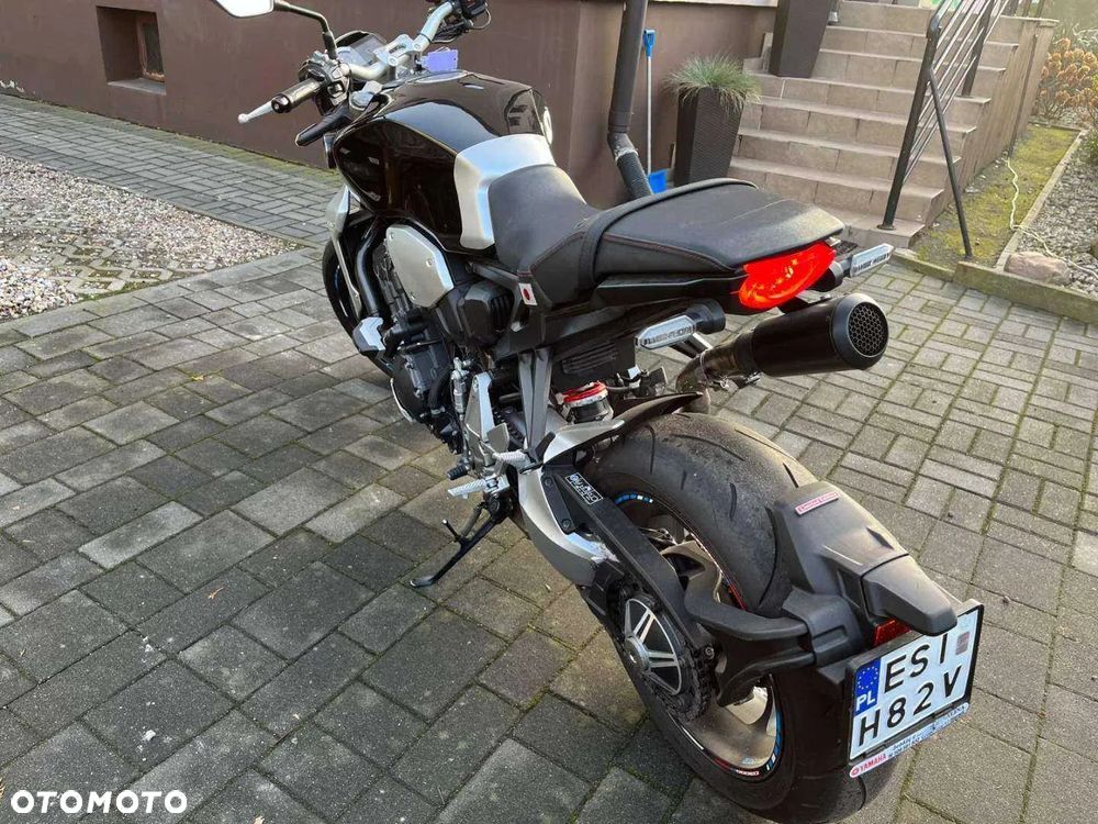 Honda CB - 2
