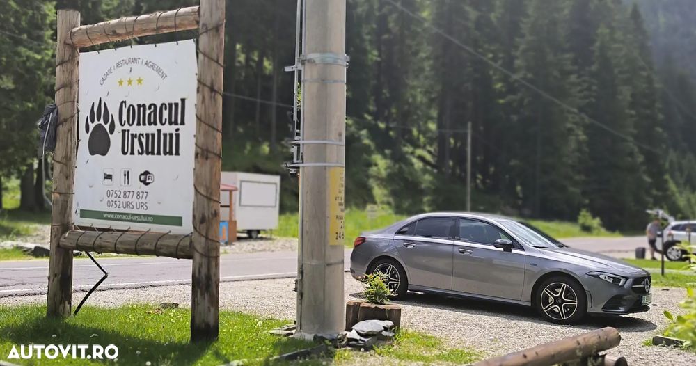 Mercedes-Benz A 250 e Sedan Aut. - 3
