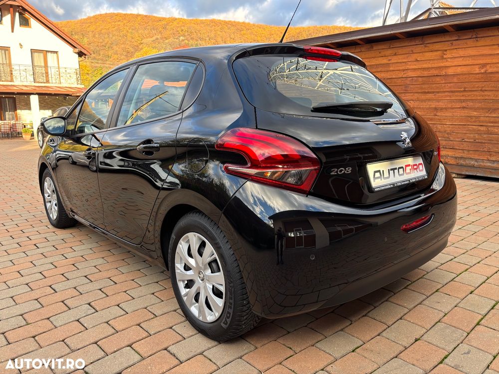 Peugeot 208 1.2 L PureTech Allure - 4