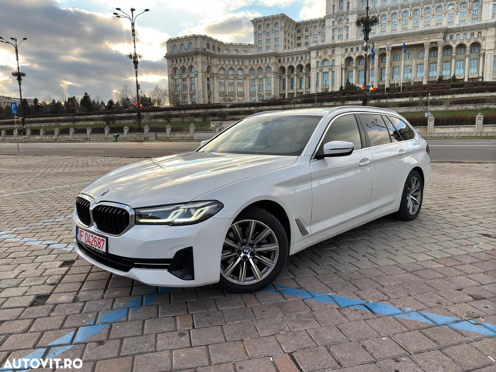 BMW Seria 5 518d AT MHEV - 1