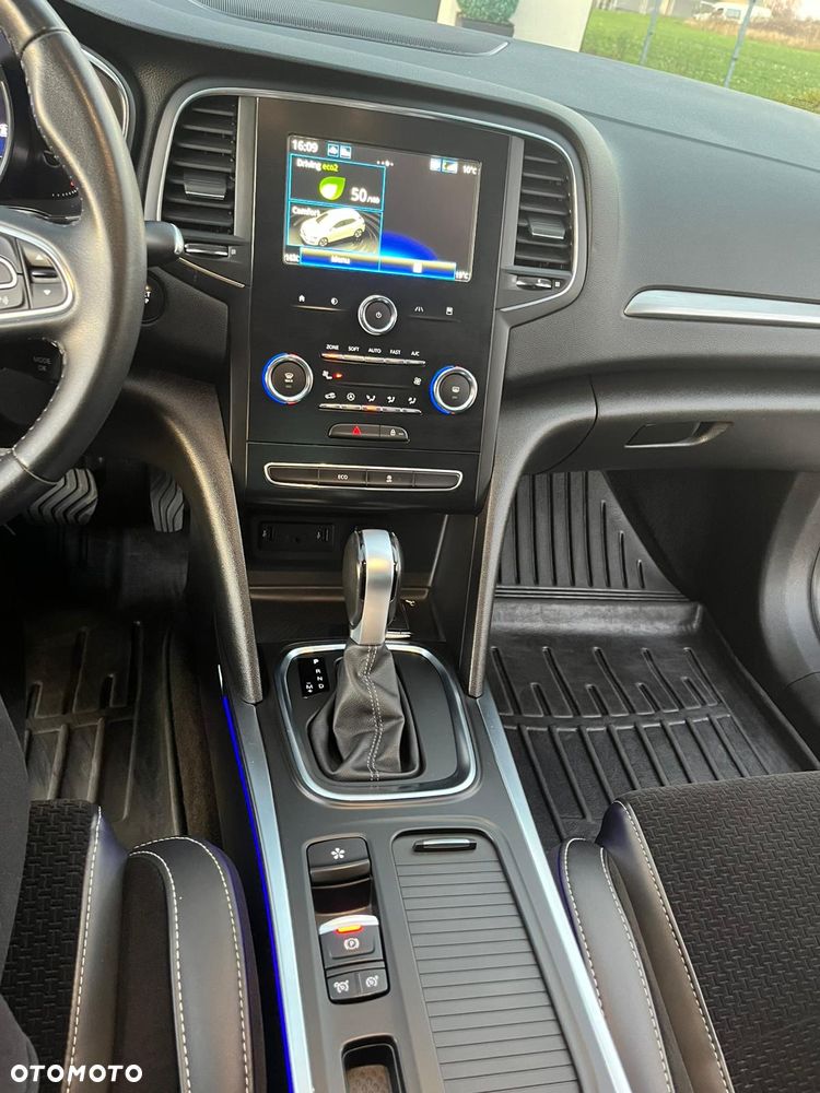Renault Megane 1.3 TCe FAP GT Line EDC - 11