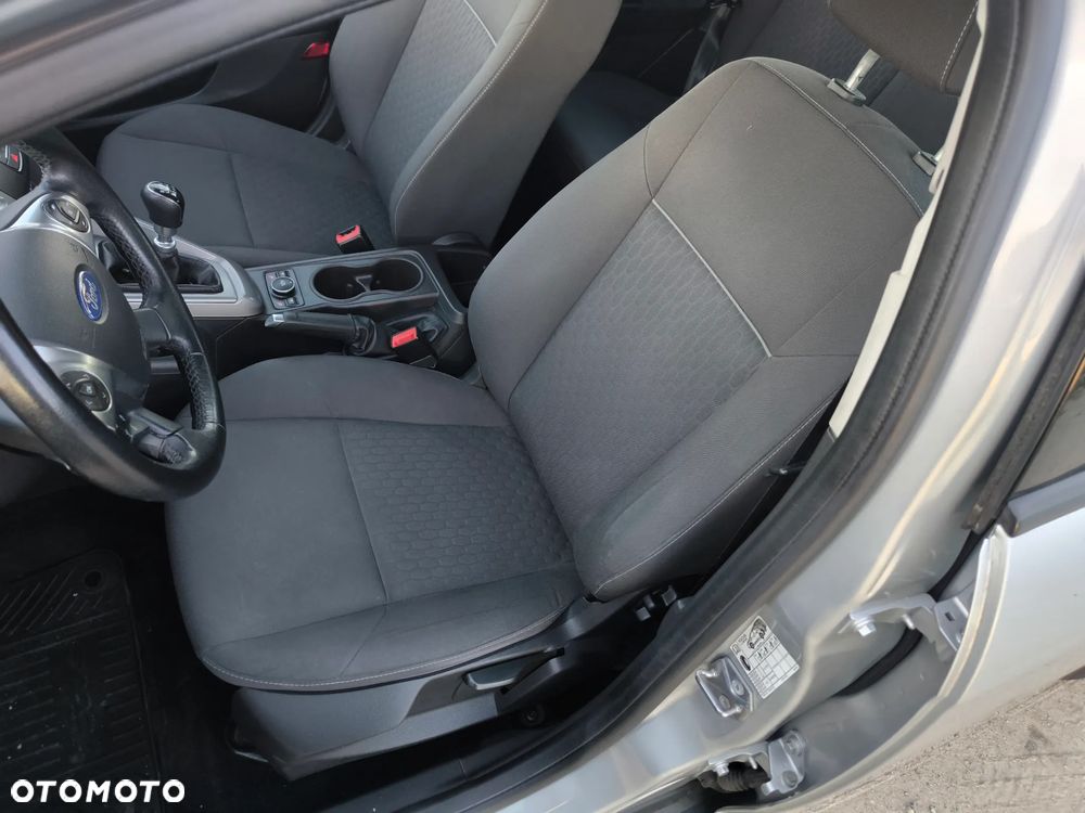 Ford Focus - 14