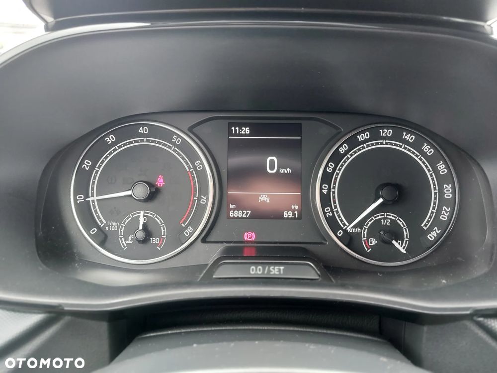 Skoda Fabia 1.0 Ambition - 15