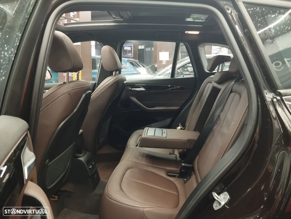 BMW X1 18 d sDrive Auto - 14