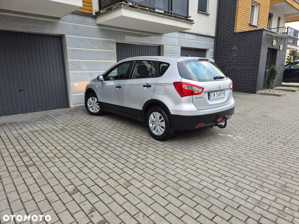Suzuki SX4 S-Cross - 4