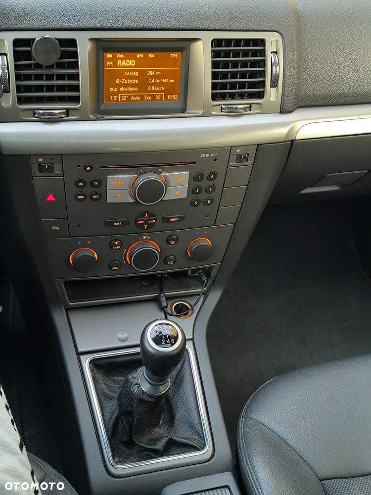Opel Vectra 1.9 CDTI Cosmo - 7