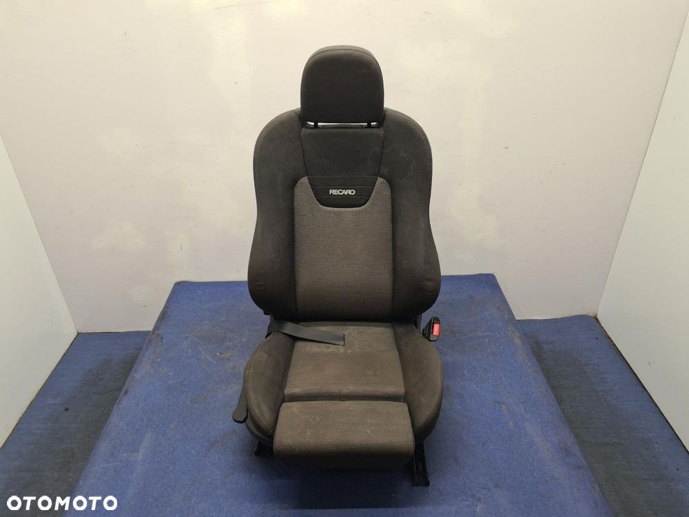OPEL ZAFIRA-A FOTEL PASAŻERA RECARO OPC - 1