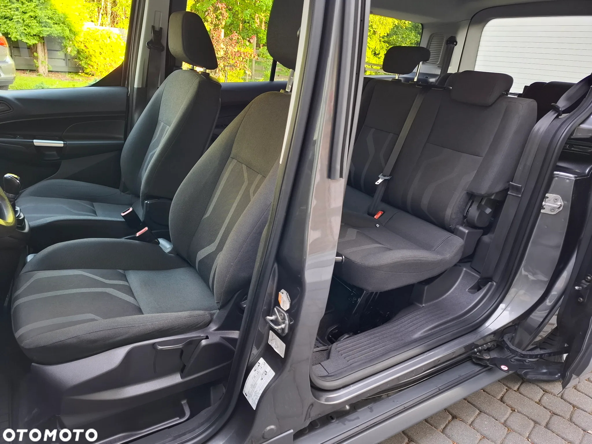 Ford Tourneo Connect Grand 1.6 TDCi Ambiente - 17