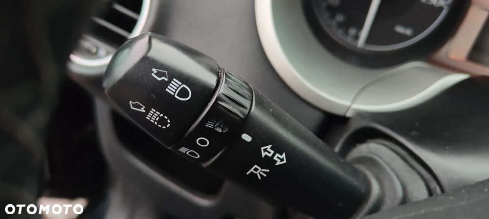 Lancia Delta 1.6 MultiJet 16v Oro - 3