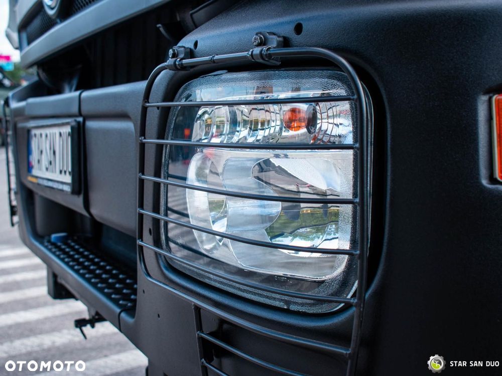 Mercedes-Benz 3332 AK 6x6 podwozie pod zabudowę - 25