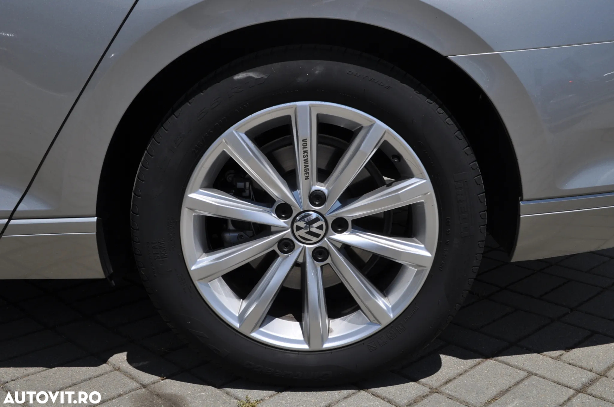 Volkswagen Passat 1.4 TSI ACT (BlueMotion Technology) Comfortline - 9