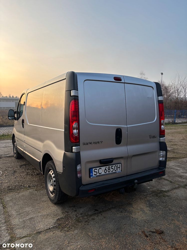 Renault Trafic - 6