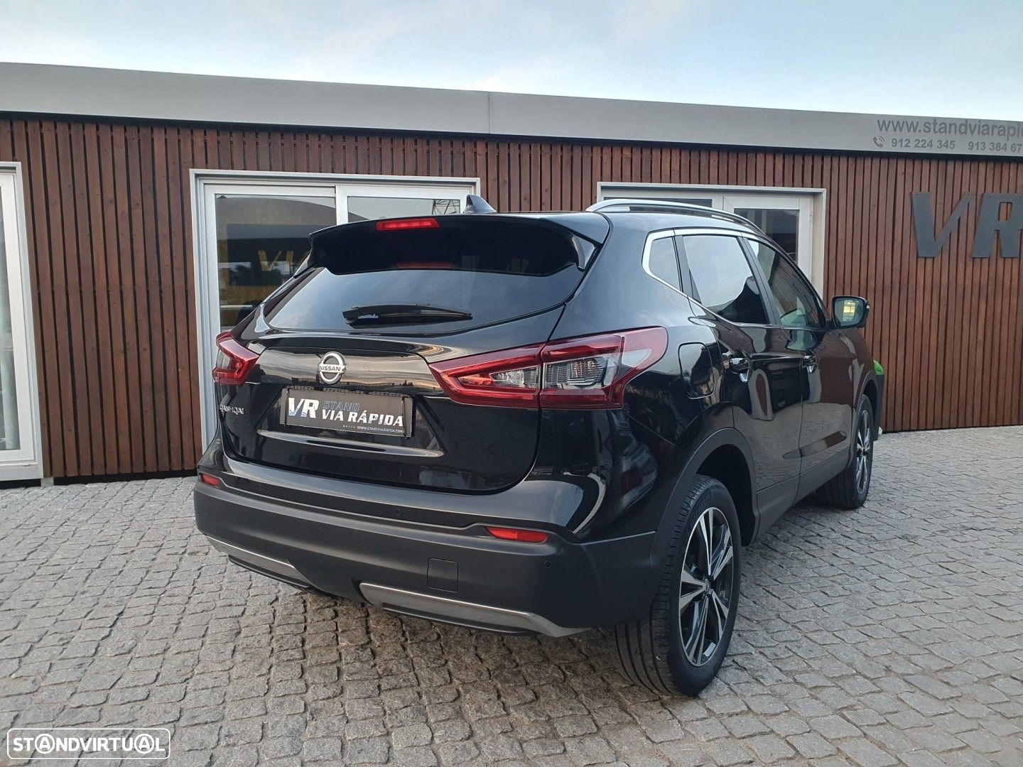 Nissan Qashqai 1.3 DIG-T N-Connecta J18 - 7