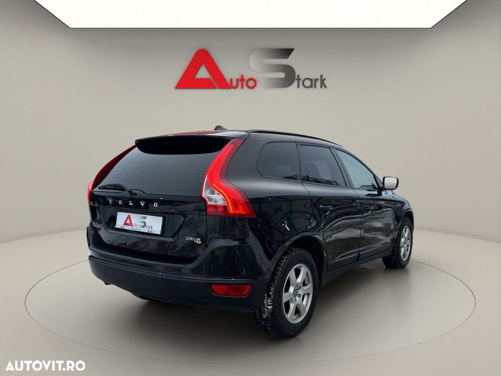Volvo XC 60 DRIVe Momentum - 11