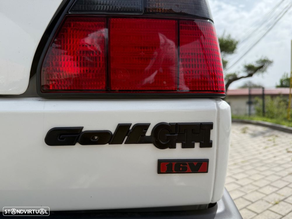 VW Golf 1.8 GTI 16V - 15