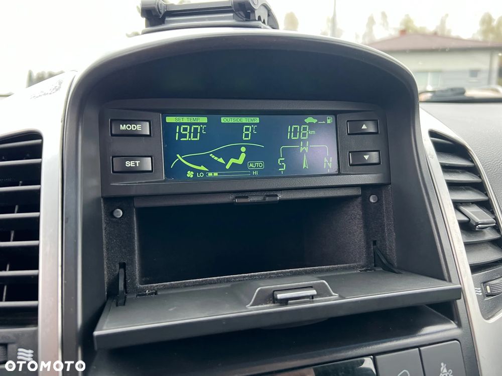 Chevrolet Captiva 2.4 LS - 19