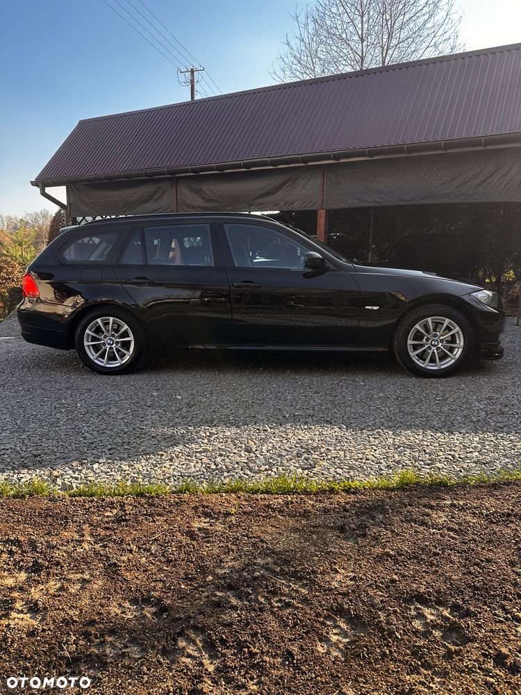 BMW Seria 3 318d - 2