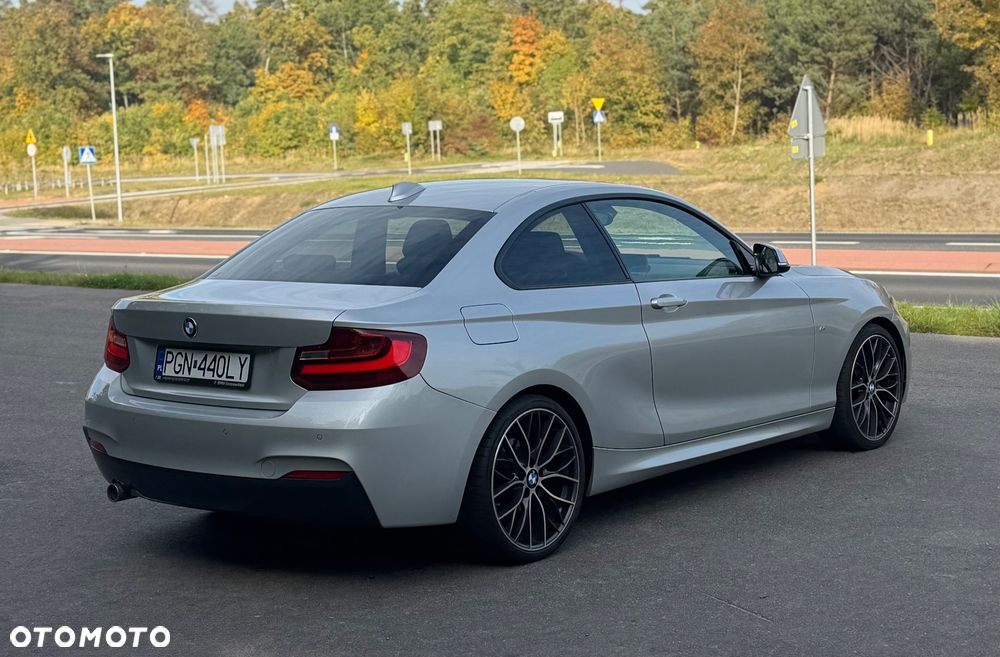 BMW Seria 2 2015 photo 4