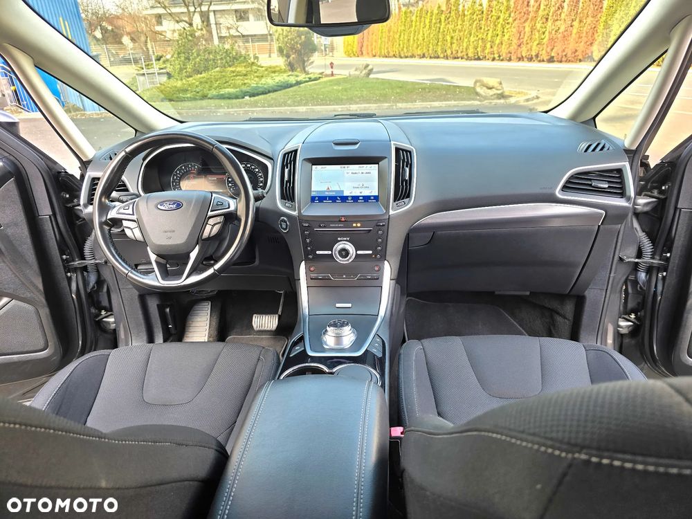 Ford S-Max 2.0 EcoBlue Titanium - 23