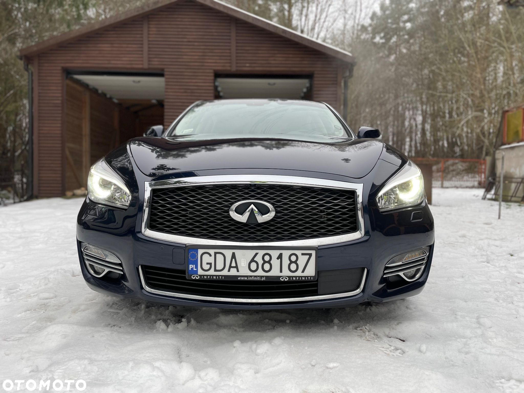 Infiniti Q70 Hybrid Premium Tech - 1