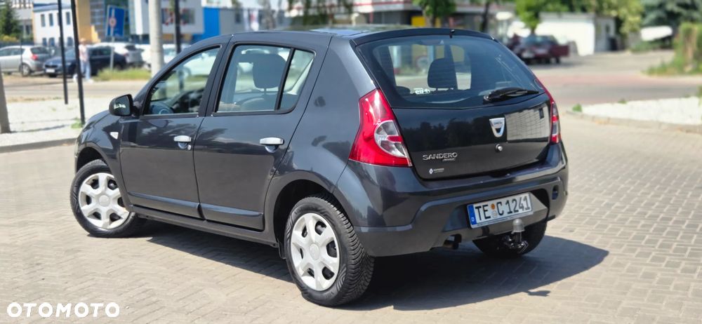 Dacia Sandero 1.2 16V Laureate - 9