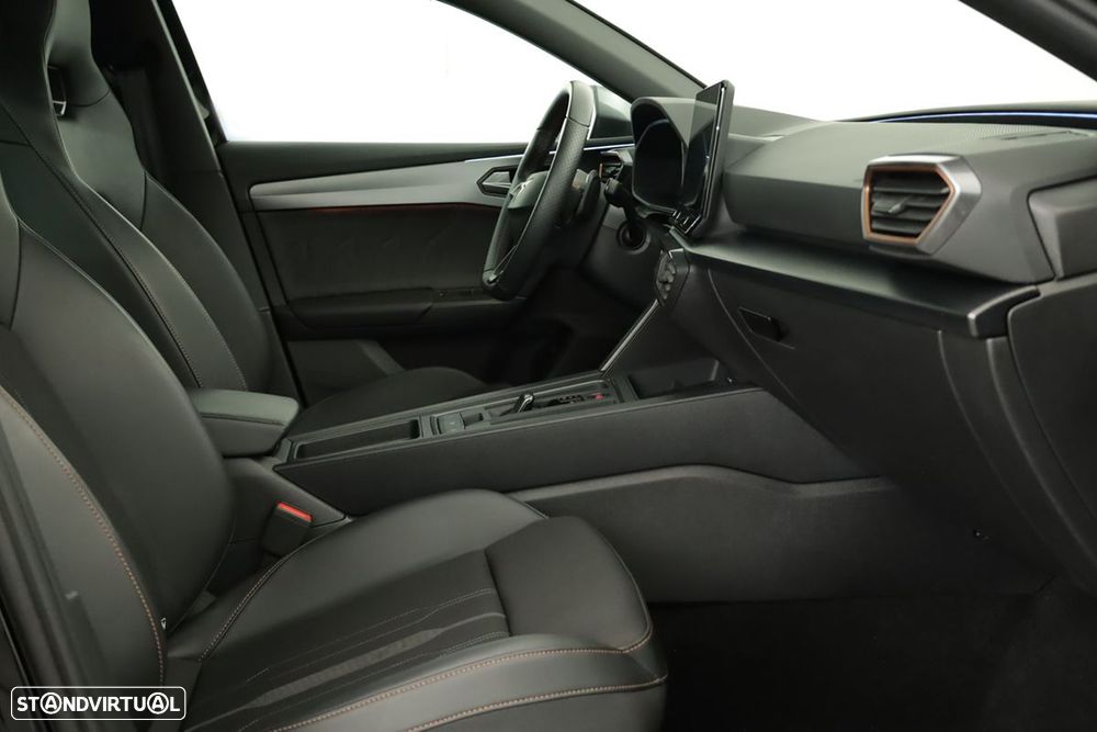 Cupra Leon ST 1.4 e-Hybrid MID DSG - 22