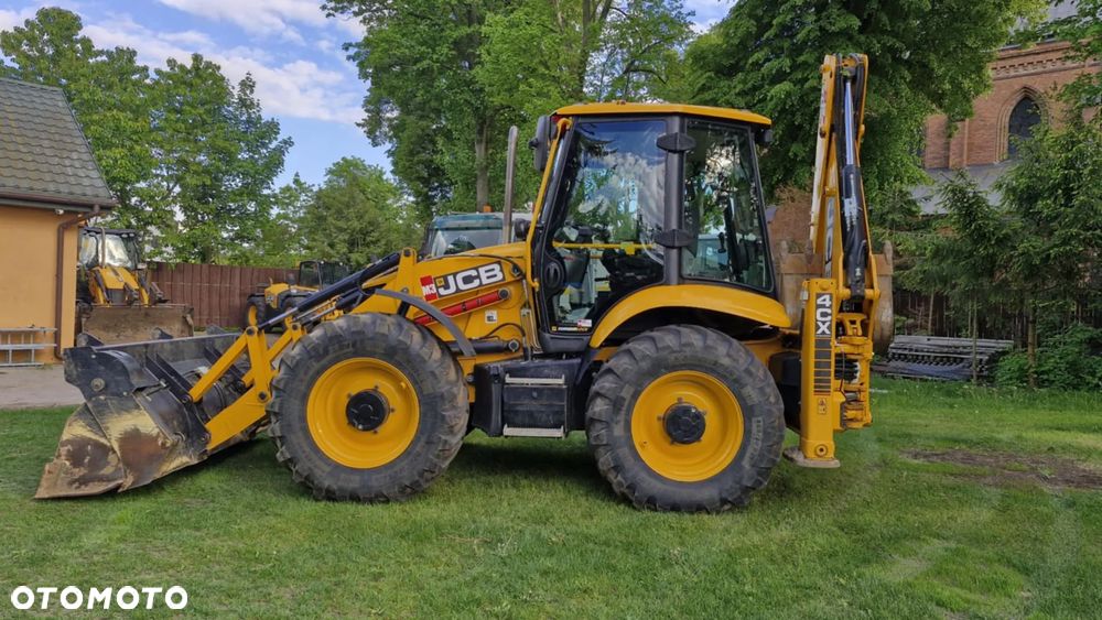 JCB 4CX - 3