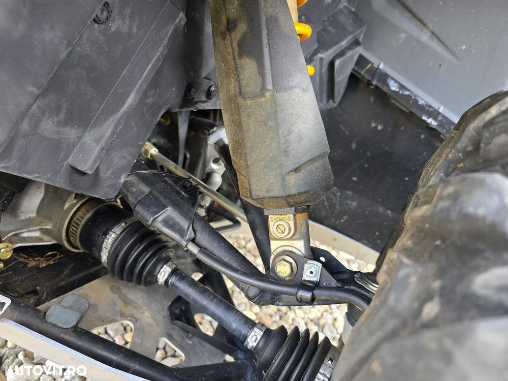 Can-Am Outlander Max - 13