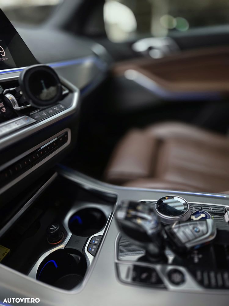 BMW X5 xDrive40i - 9