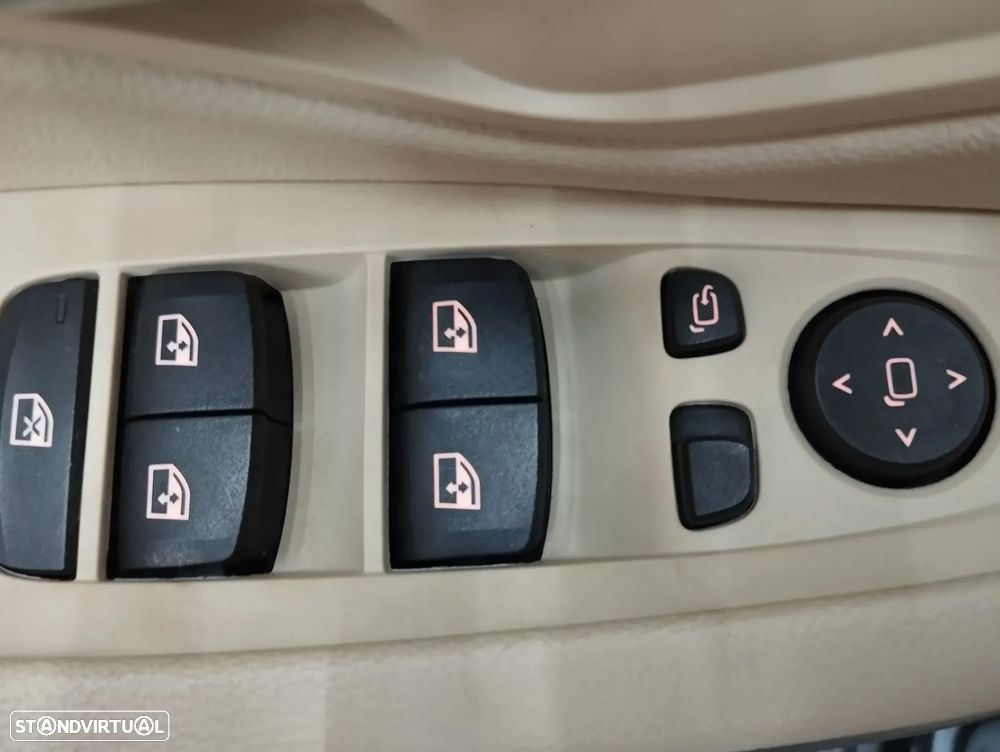 BMW 318 d Touring Auto - 22