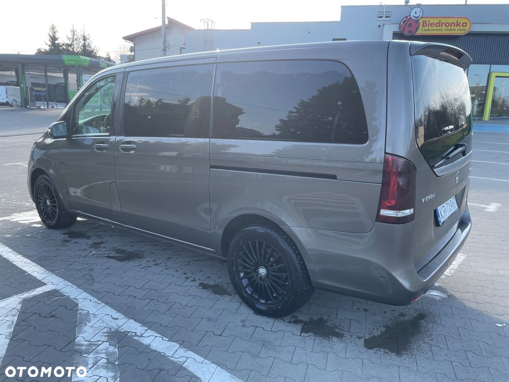 Mercedes-Benz Klasa V 250 d 4-Matic 7G-Tronic - 18