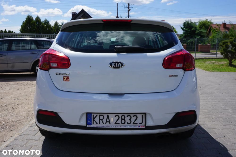 Kia Ceed 1.4 Business Line - 12