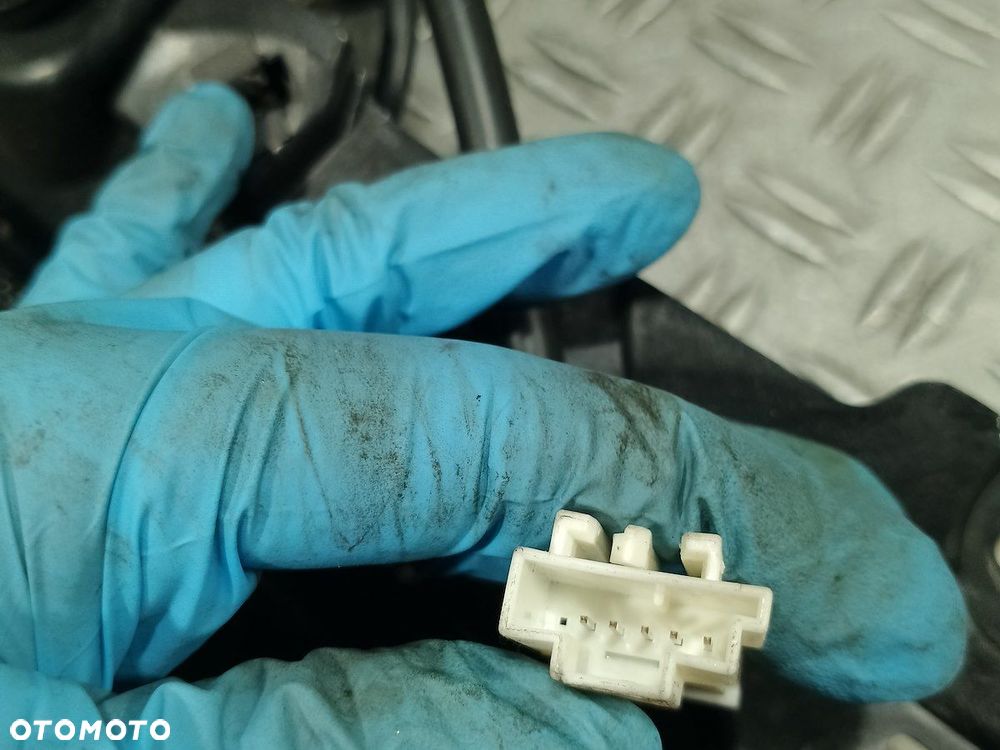 OSŁONA PRZECIWSŁONECZNA LEWY TYŁ MAYBACH X222 - 6